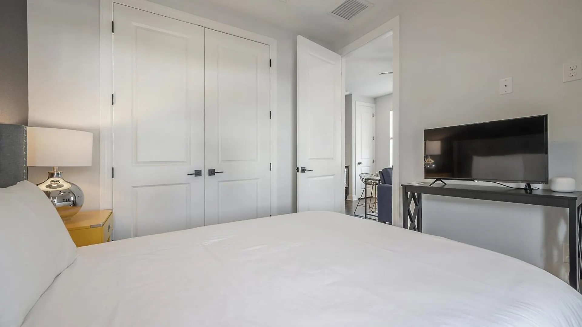 201 S Fremont Ave Unit 1 Back Villa Tampa Holiday home